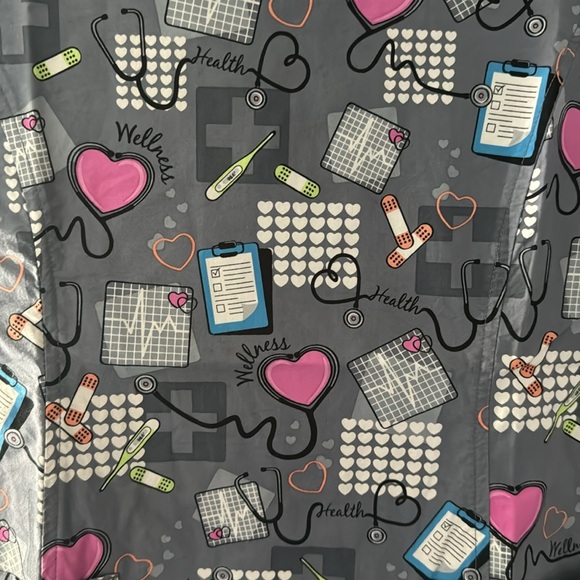 Women’s Scrub Top - Picture 2 of 3